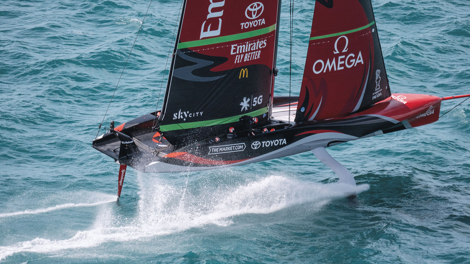 Flying across the sea, propelled by AI