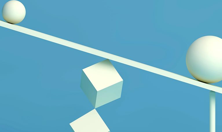 White balanced geometric shapes