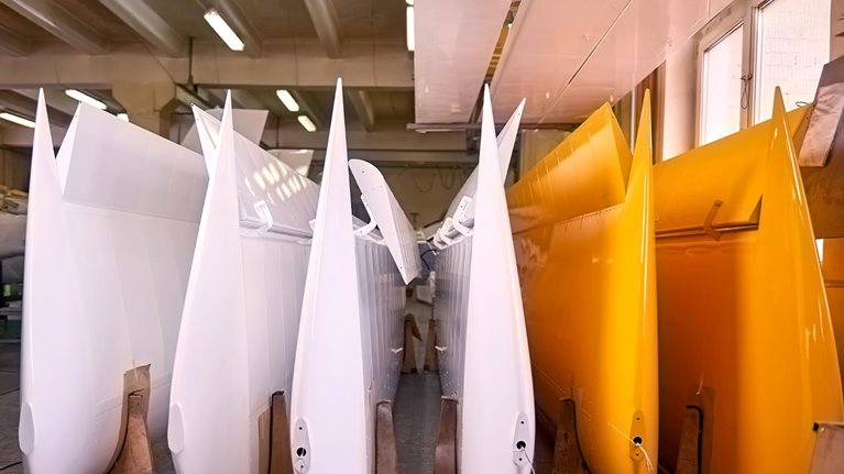 Aircraft wings and flaps