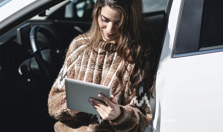 Digitization in automotive retail in 2021 and beyond