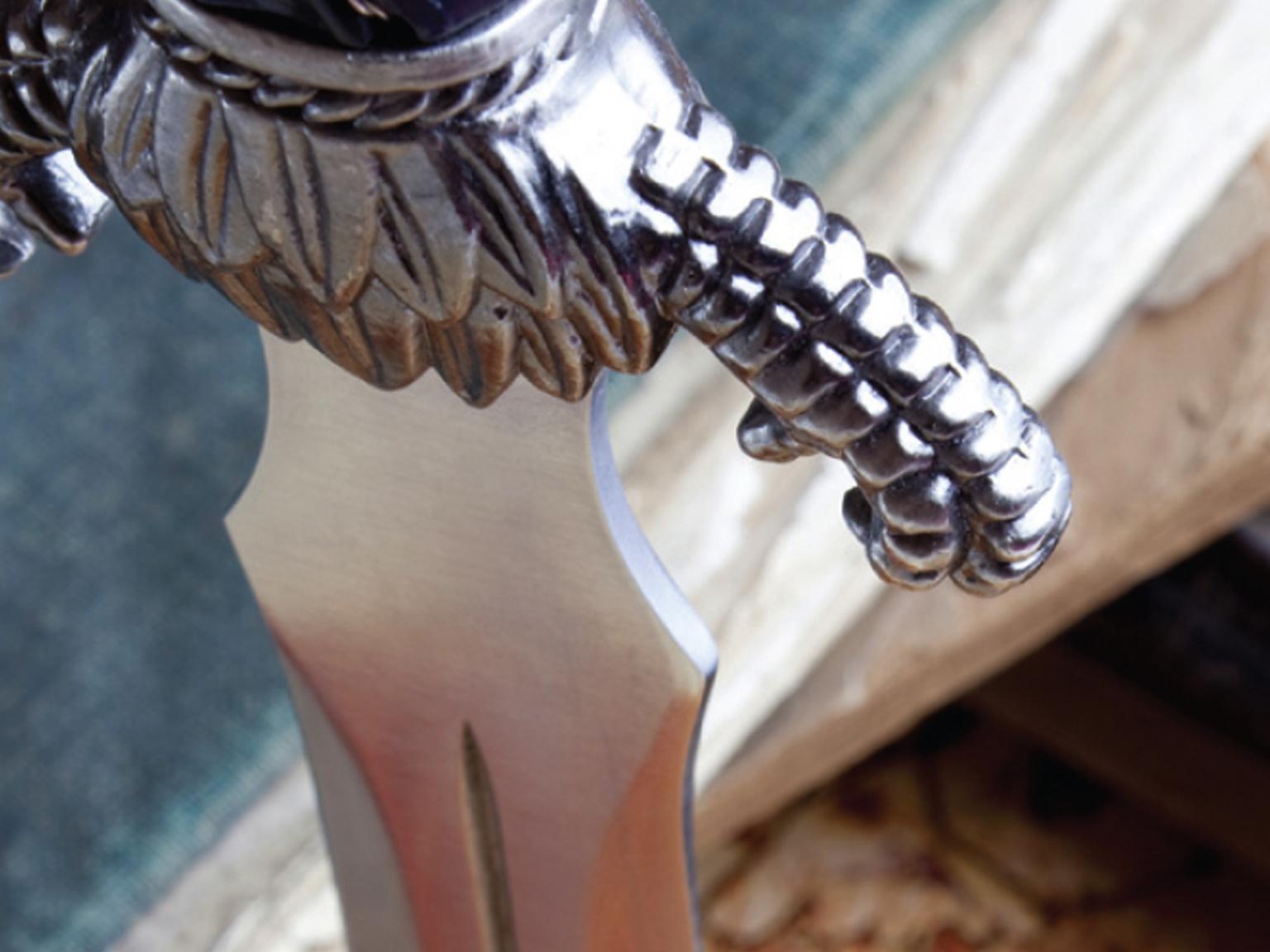 reva12_1536x1152_Original