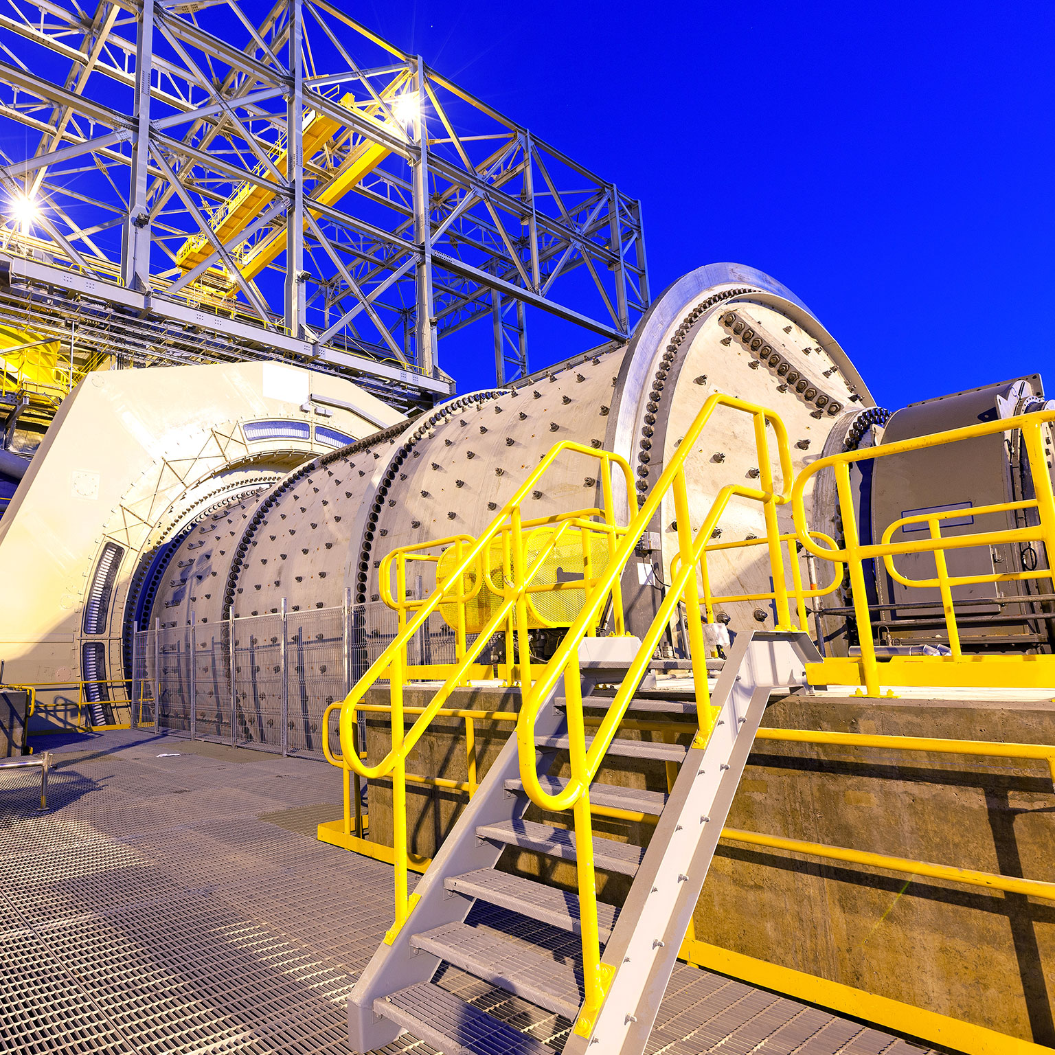 Mining machinery and decks