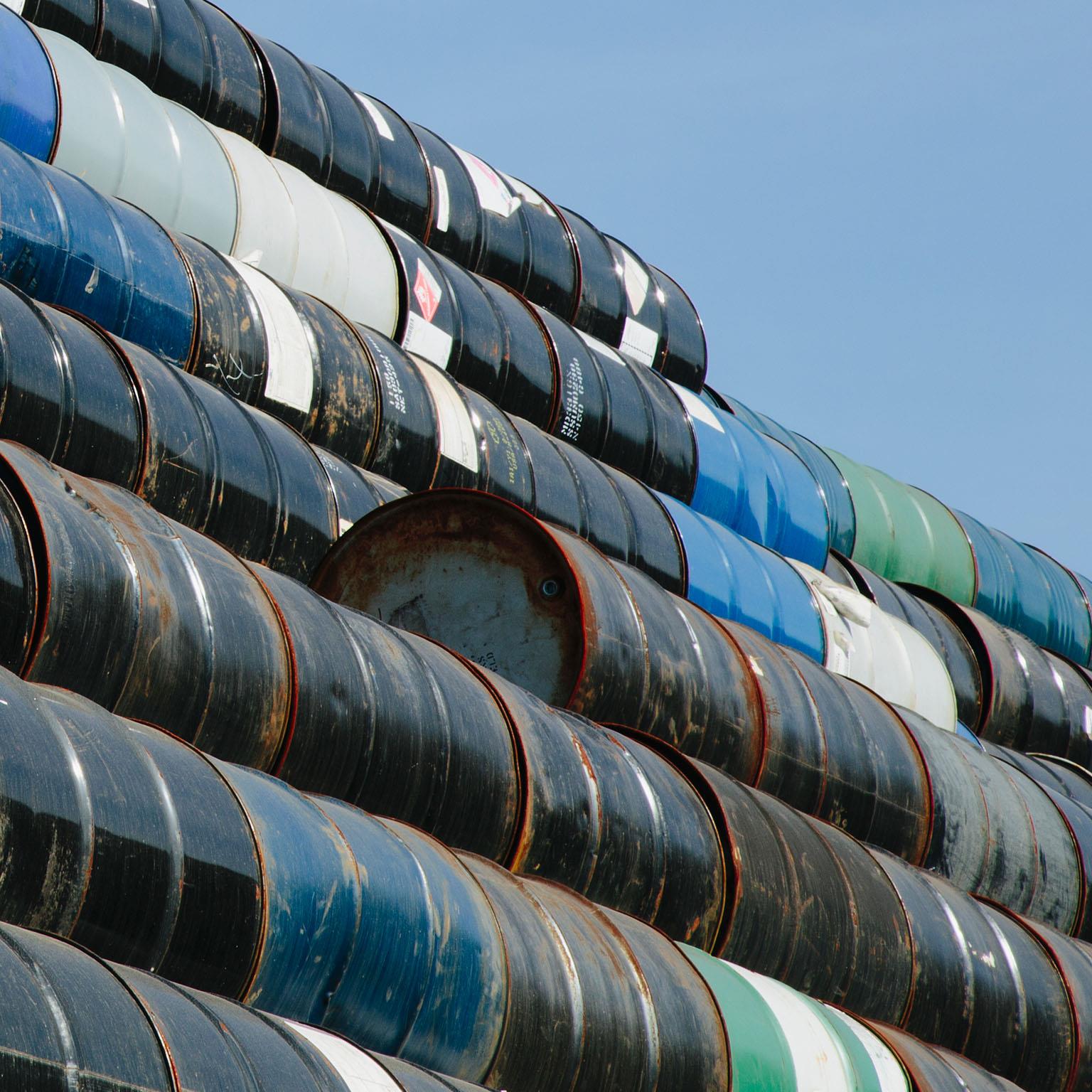 Black-swan-barrels1536x1536-800_Standard