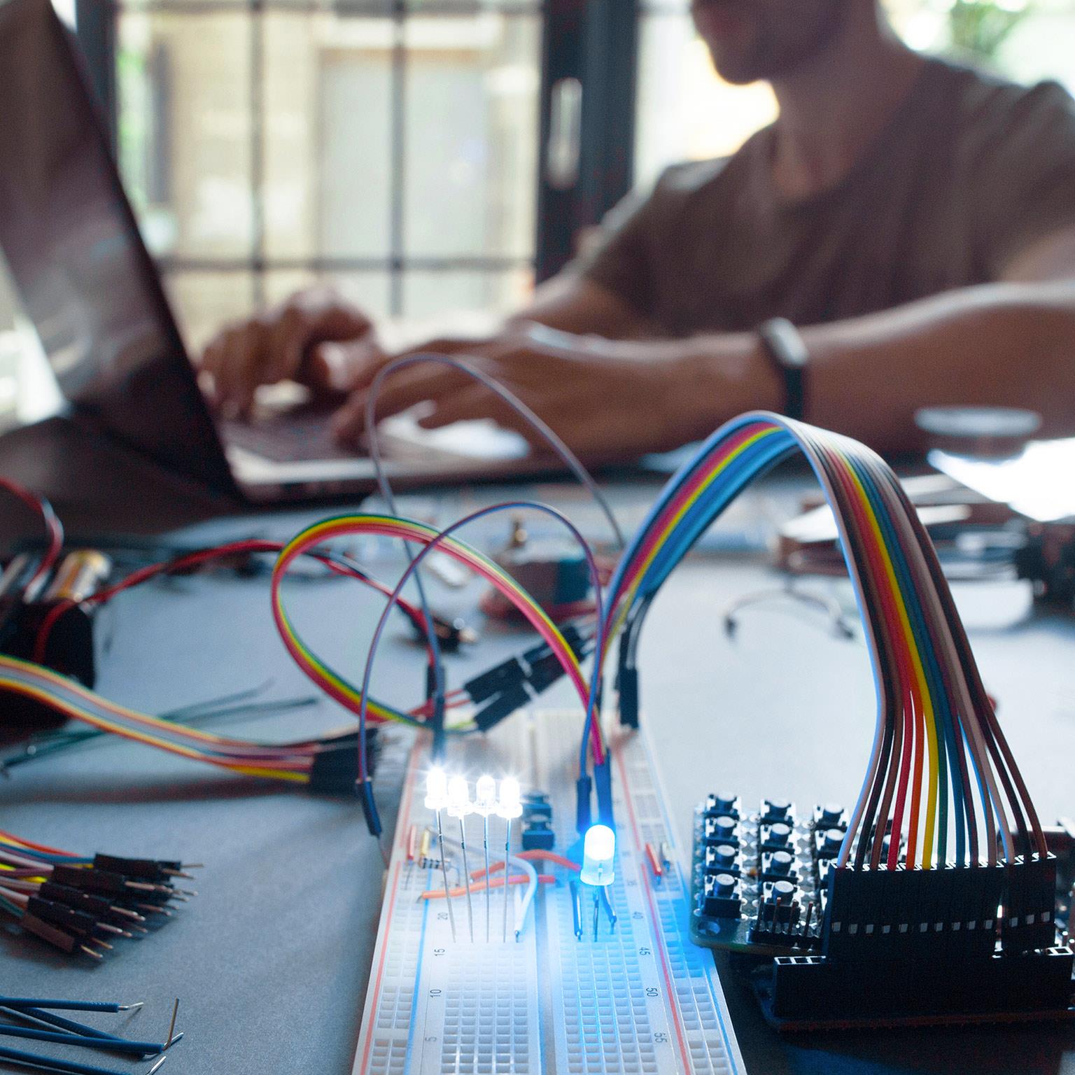 Internet-of-things_thumbnailV2_1536x1536_200_Standard