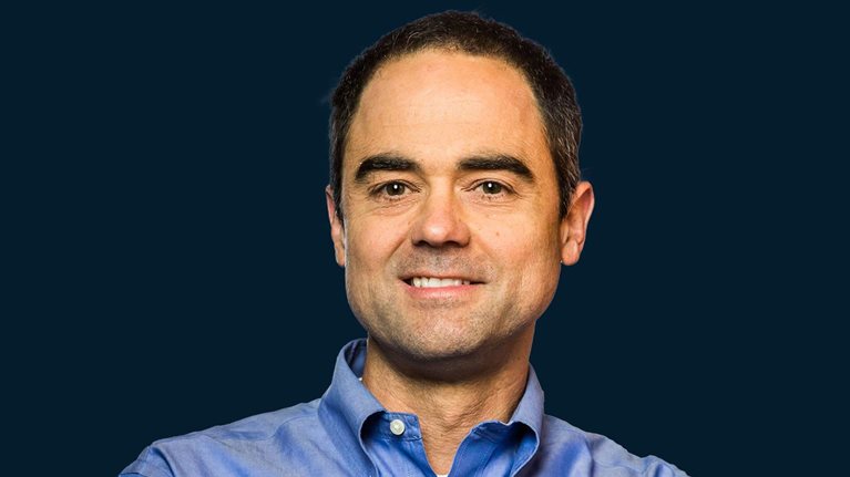 Scott Johnston heradshot